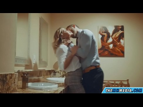 ❤️ Thaum ib tug busty blonde ntxias koj nyob rau hauv ib tug pej xeem chav dej ❤️❌  Fucking video  ntawm hmn.com-porn-zog.ru%  ❌ Ib